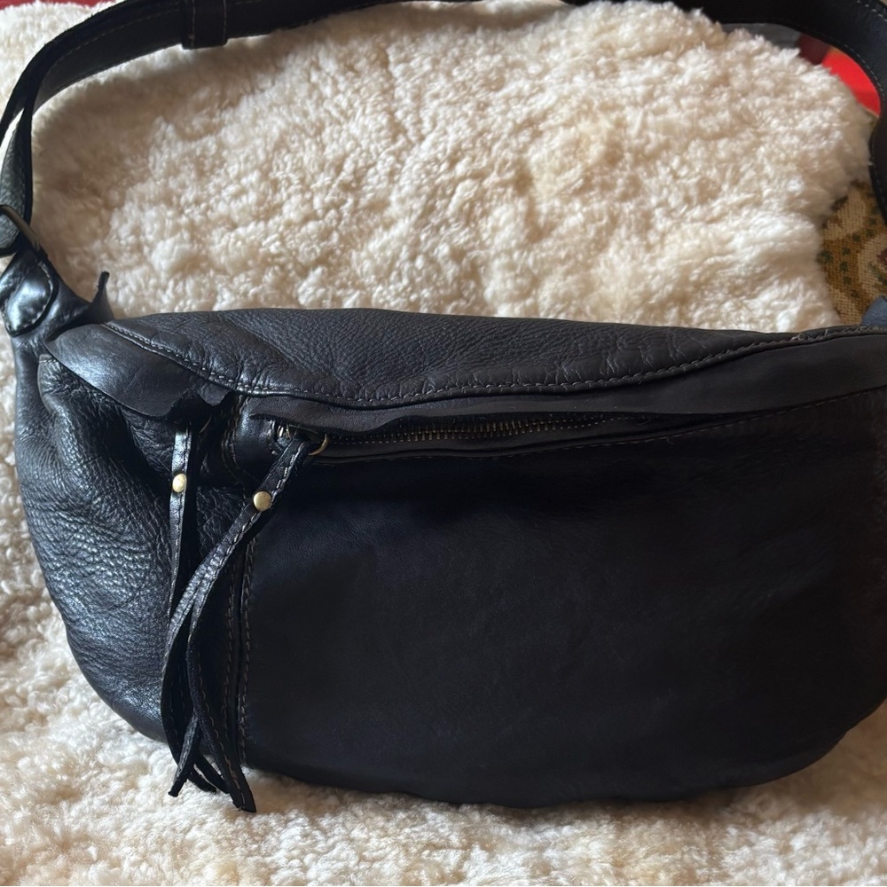 Black Leather Sling/Crossbody Bag - Great Condition